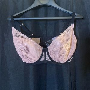 36DDD Victoria Secret Bra